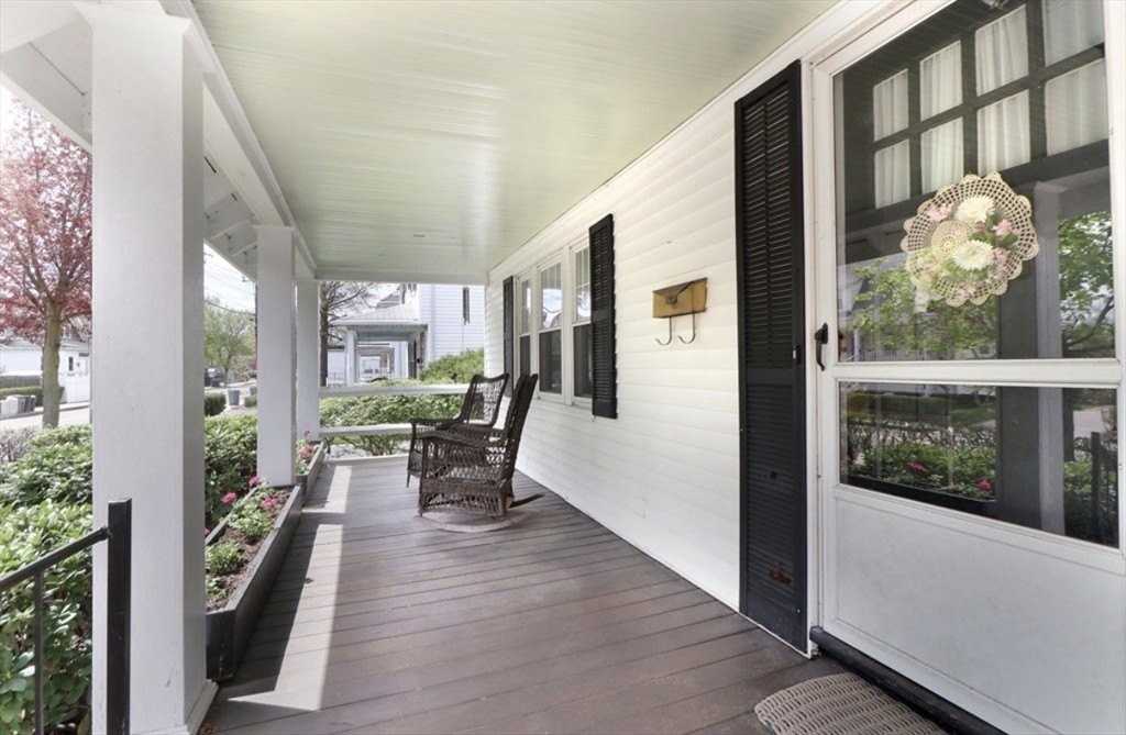 479 Beale St - Photo 2 of 11