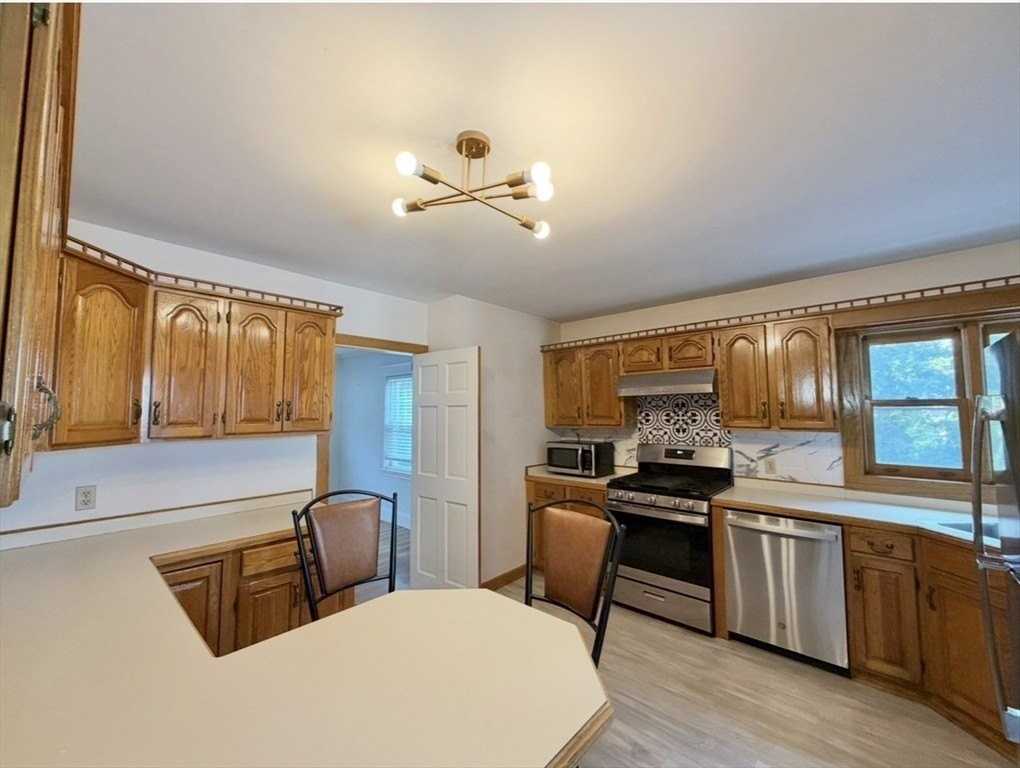 479 Beale St - Photo 3 of 11