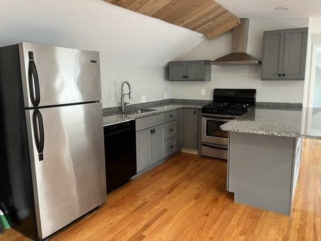 743 Highland Ave #3 - Photo 4 of 13