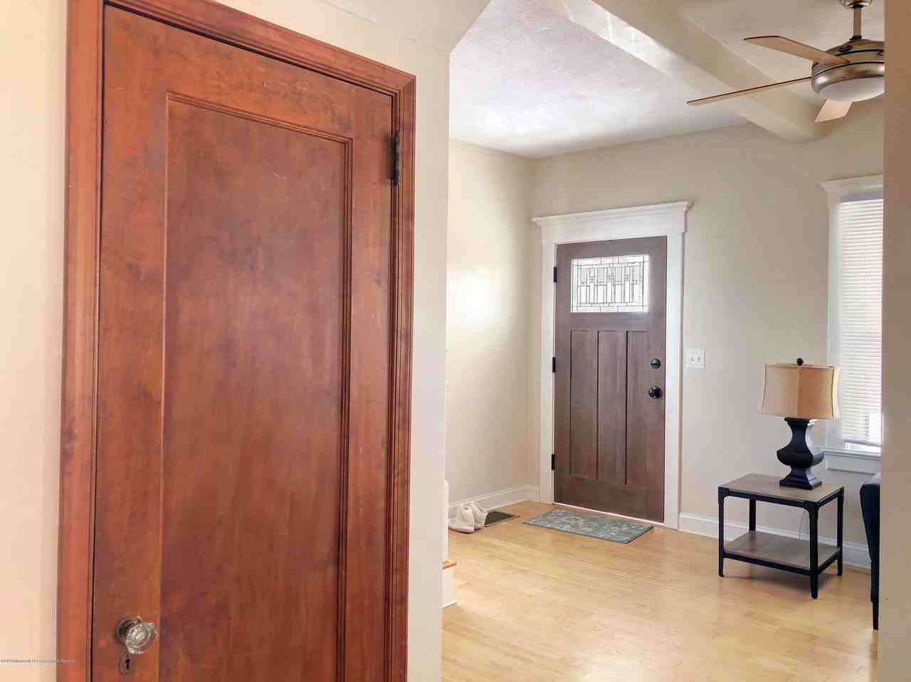 1213 4th Ave - Photo 5 of 19