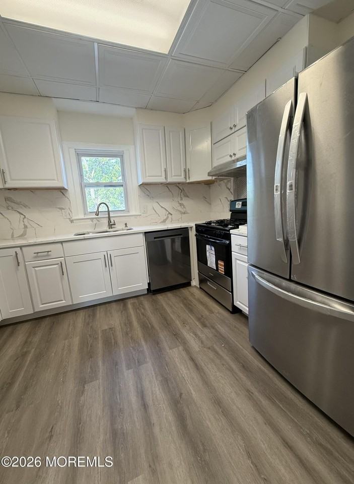249251 Main St #251 - Photo 2 of 8