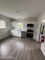 featured image of 24 Waverly Pl #B