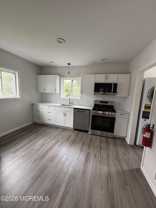 24 Waverly Pl #B - Photo 1 of 1