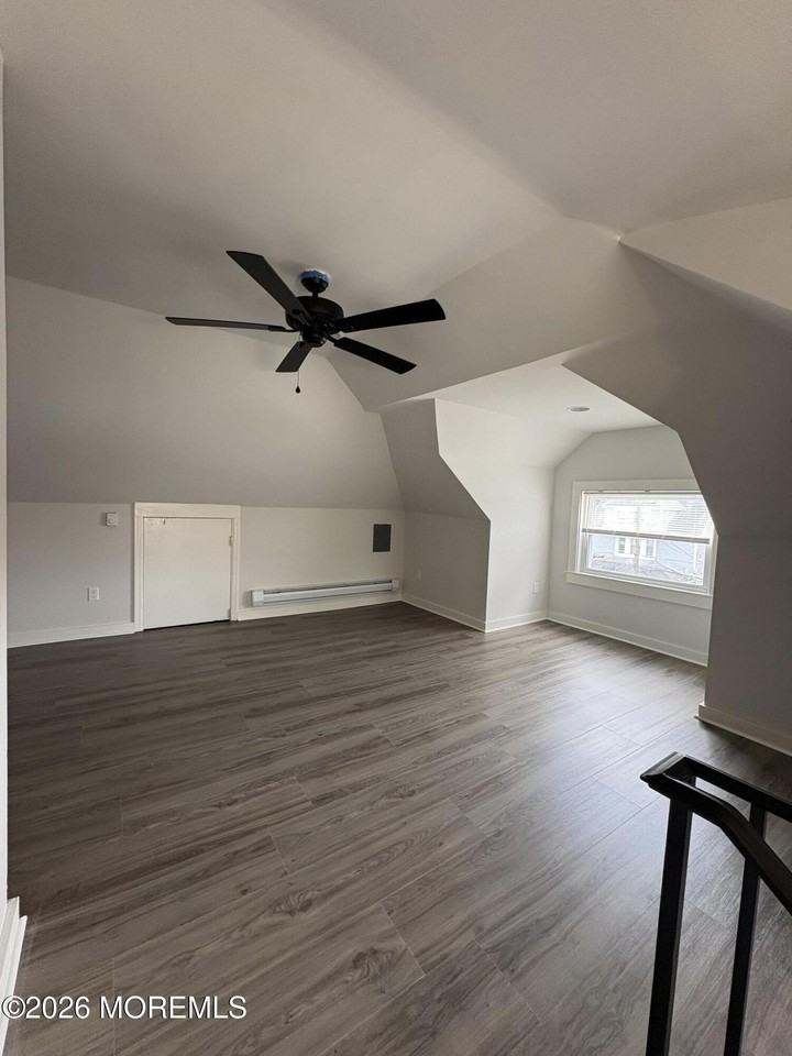 24 Waverly Pl #B - Photo 7 of 7