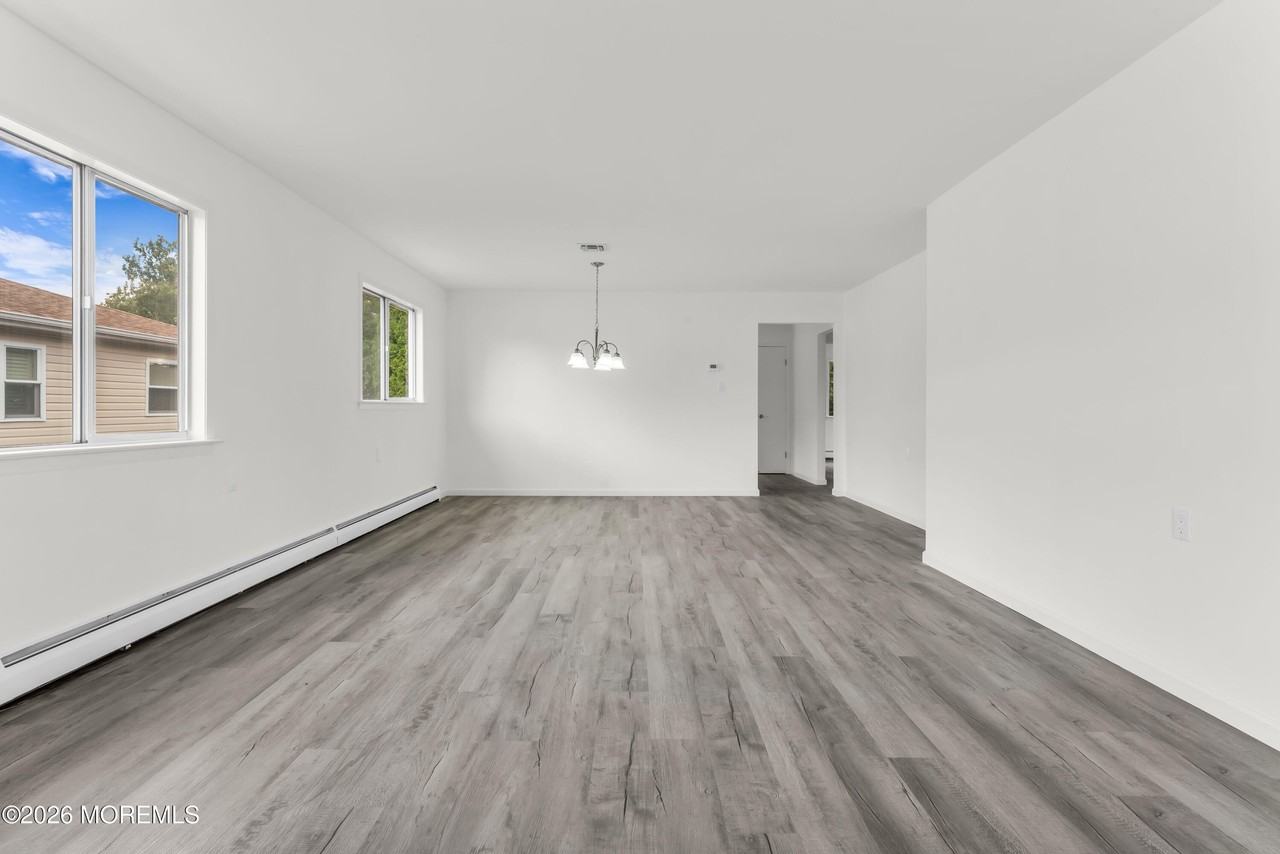 12 Montego St - Photo 6 of 20