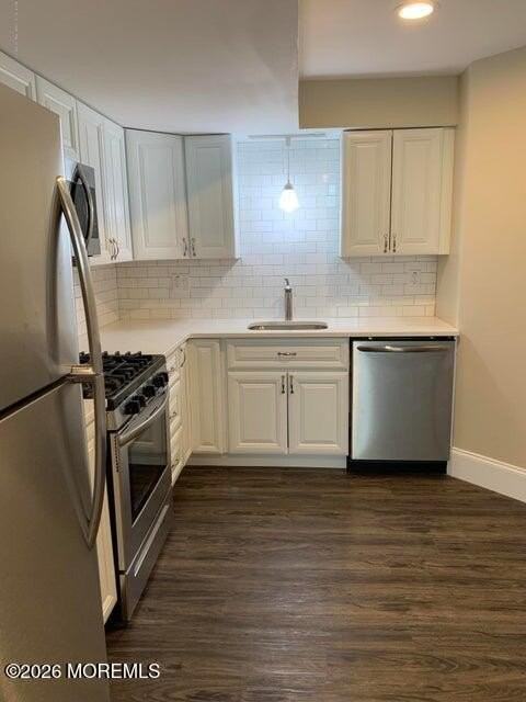 709 7th Ave #1A - Photo 3 of 7