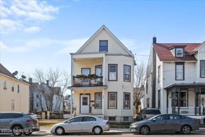 featured image of 104 Welton St #1