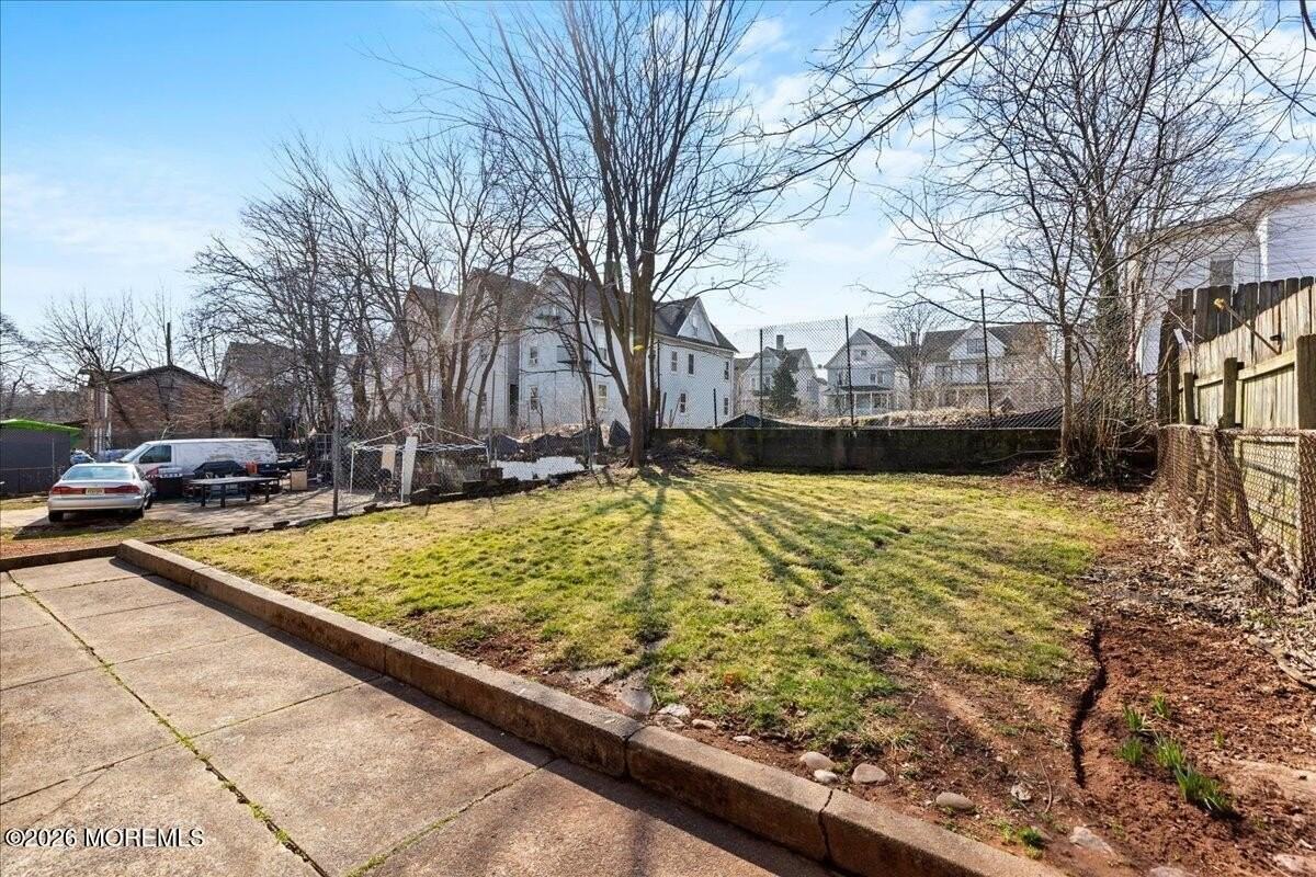 104 Welton St #1 - Photo 6 of 18