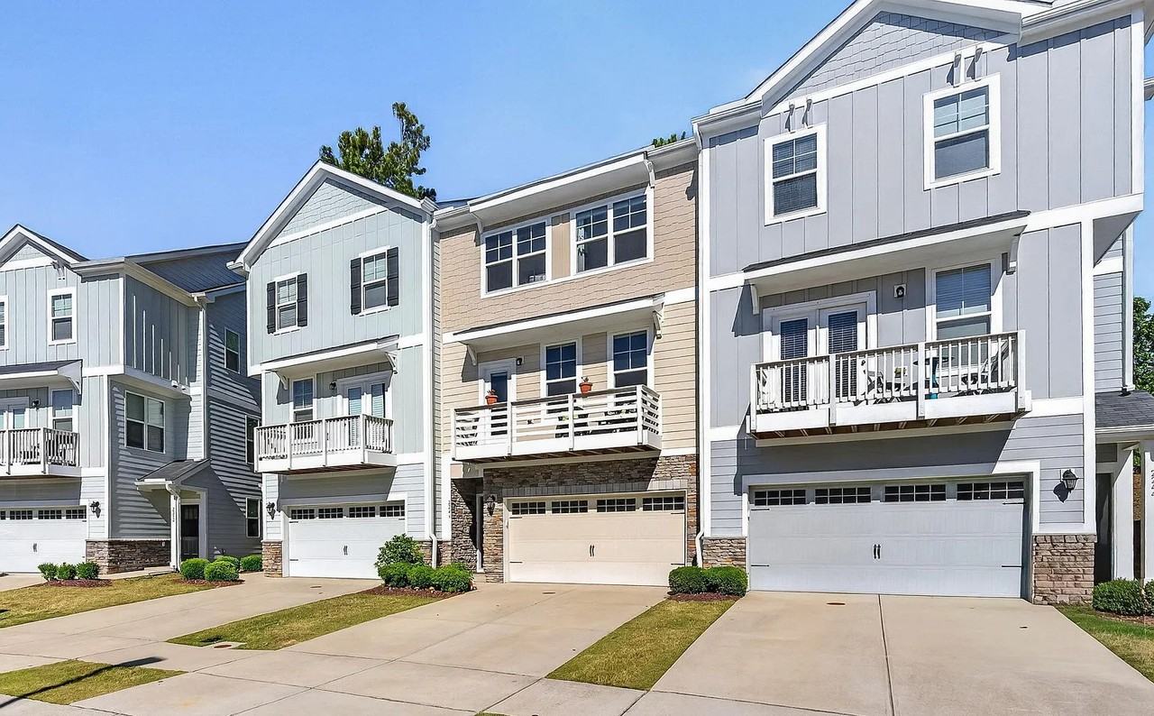 2246 Red Knot Ln #1 - Photo 3 of 50
