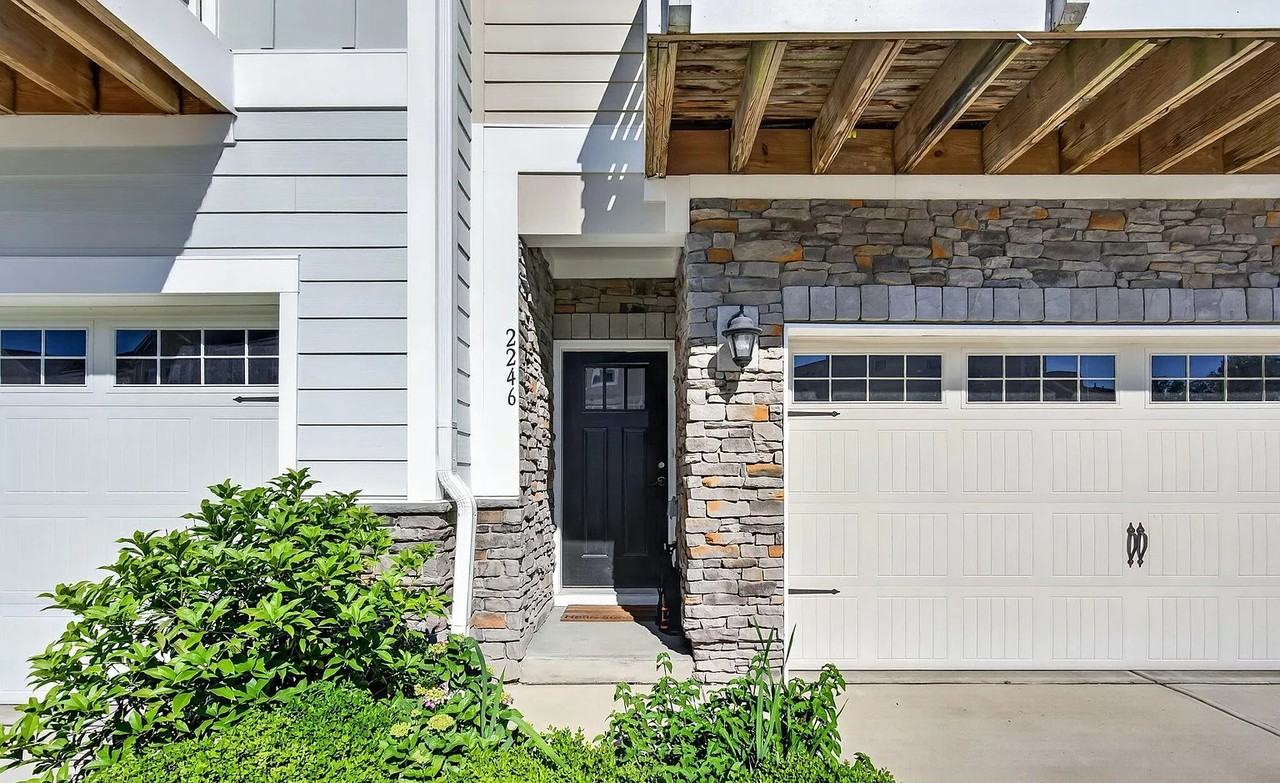 2246 Red Knot Ln #1 - Photo 4 of 50