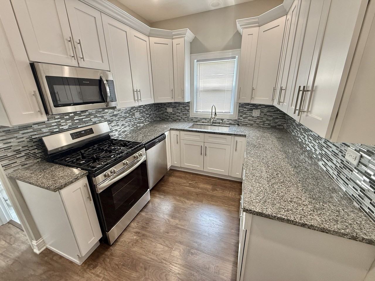10560 S Lafayette Ave #2 - Photo 3 of 10