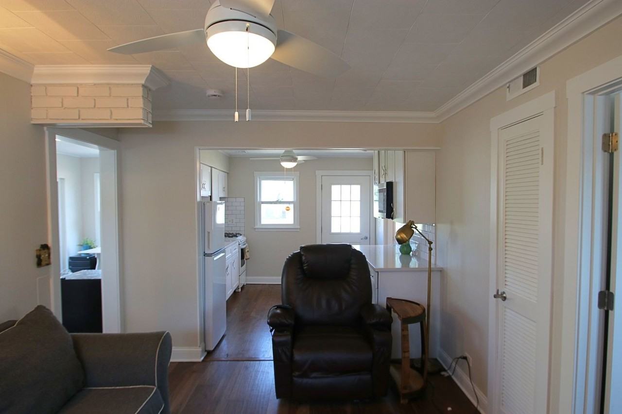 32 Lakeside Ln - Photo 6 of 23