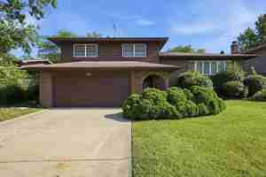 featured image of 4050 Violet Ln