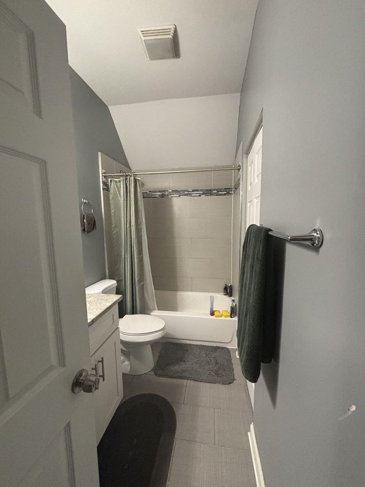1300 N Greenview Ave #3F - Photo 5 of 7