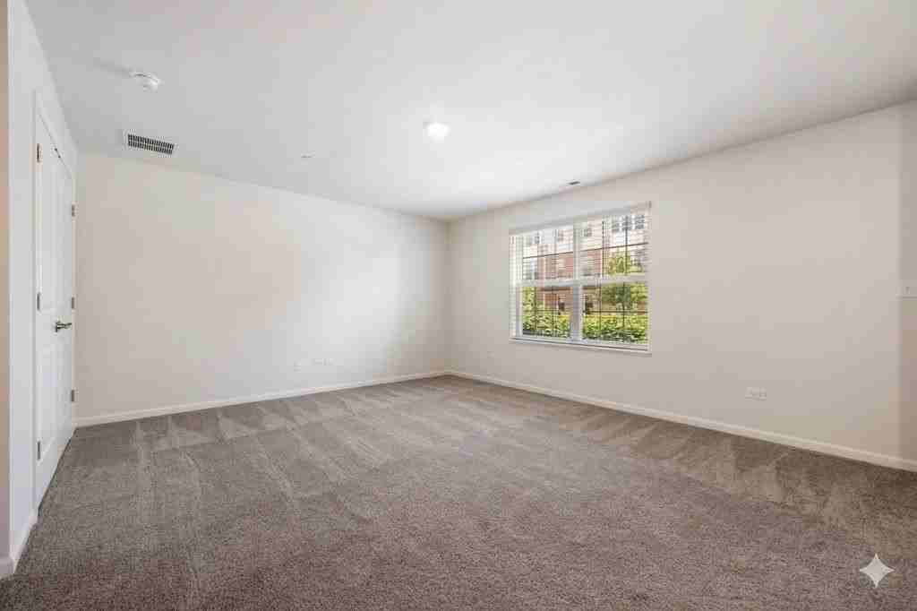 2961 Reflection Dr - Photo 5 of 25