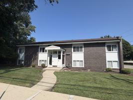 featured image of 440 Lorraine St #2S