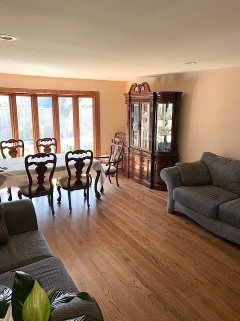 1633 Gamon Rd - Photo 3 of 13