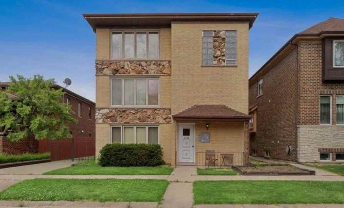 2722 N 74th Ave #1