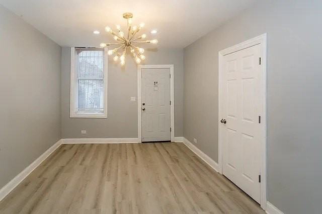 834 N Mozart St #2R - Photo 2 of 19