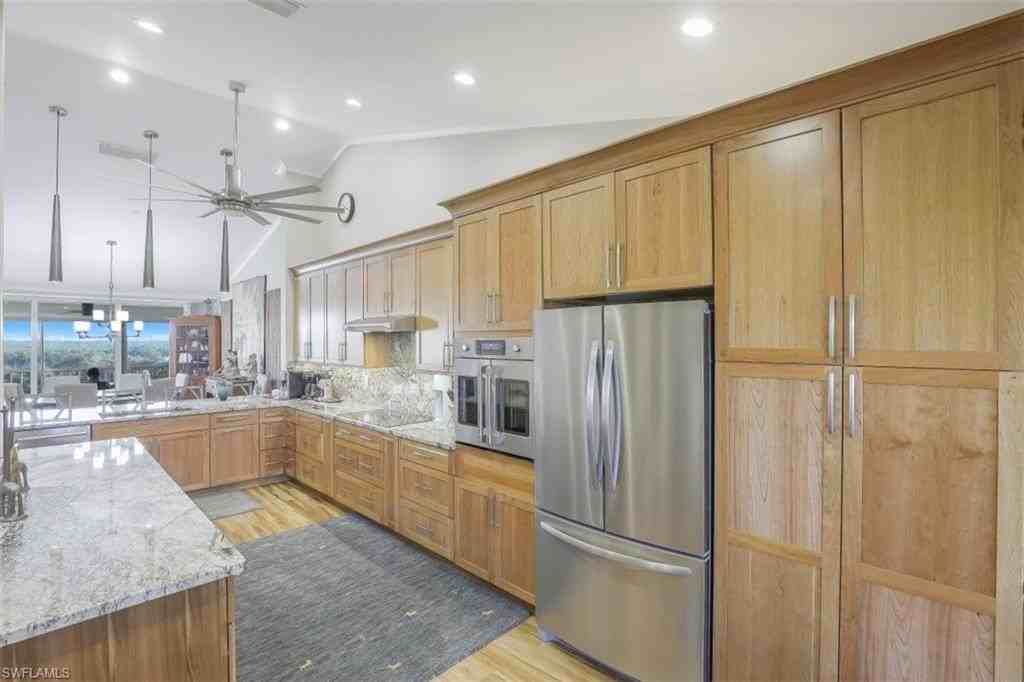 360 Horse Creek Dr #502 - Photo 5 of 15