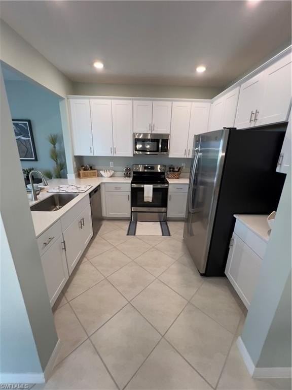 2806 Blossom Way - Photo 5 of 44