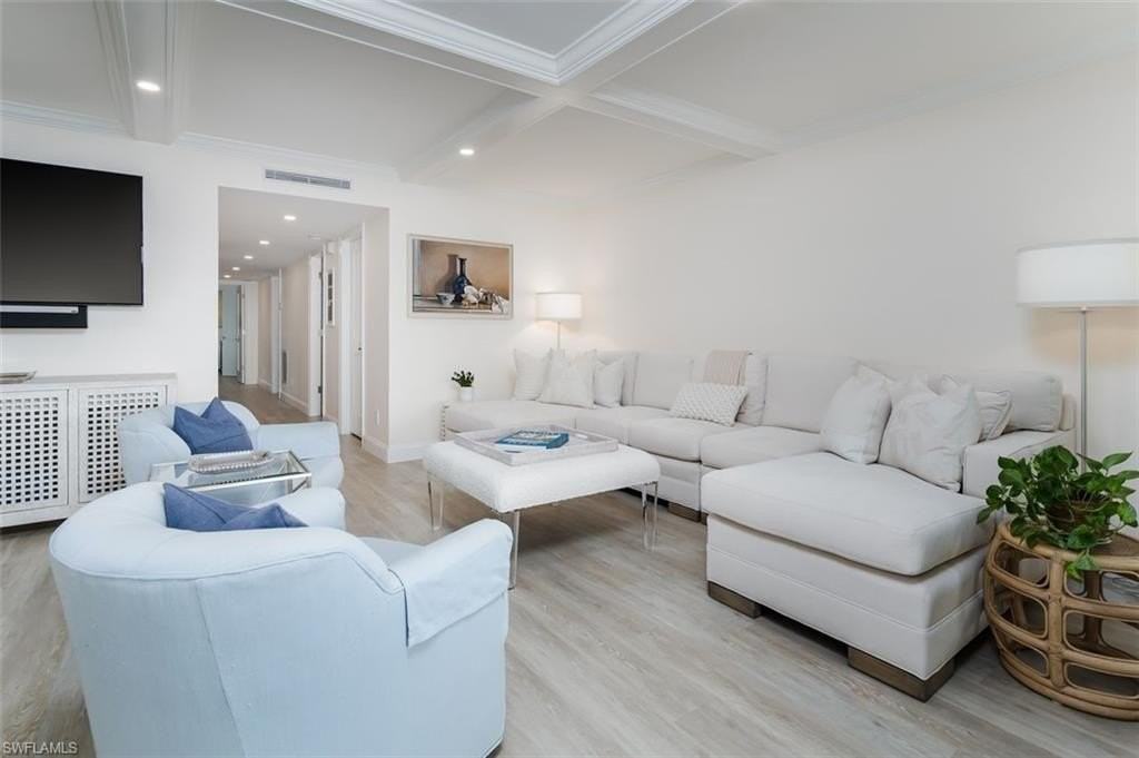 3450 Gulf Shore Blvd N #210 - Photo 4 of 40