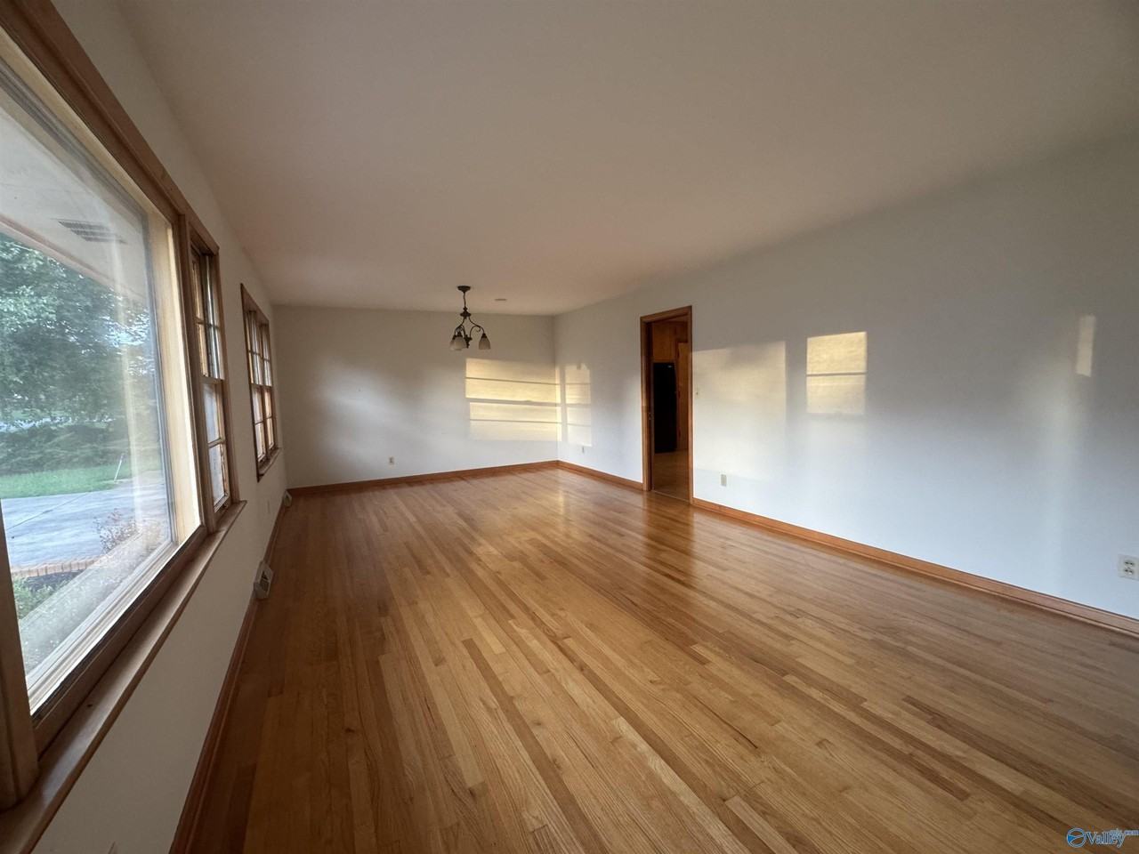 2103 Shannonhouse Rd Sw - Photo 3 of 30