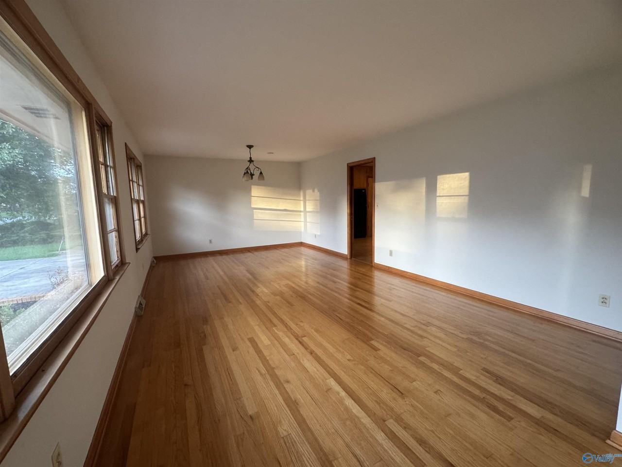2103 Shannonhouse Rd Sw - Photo 6 of 30