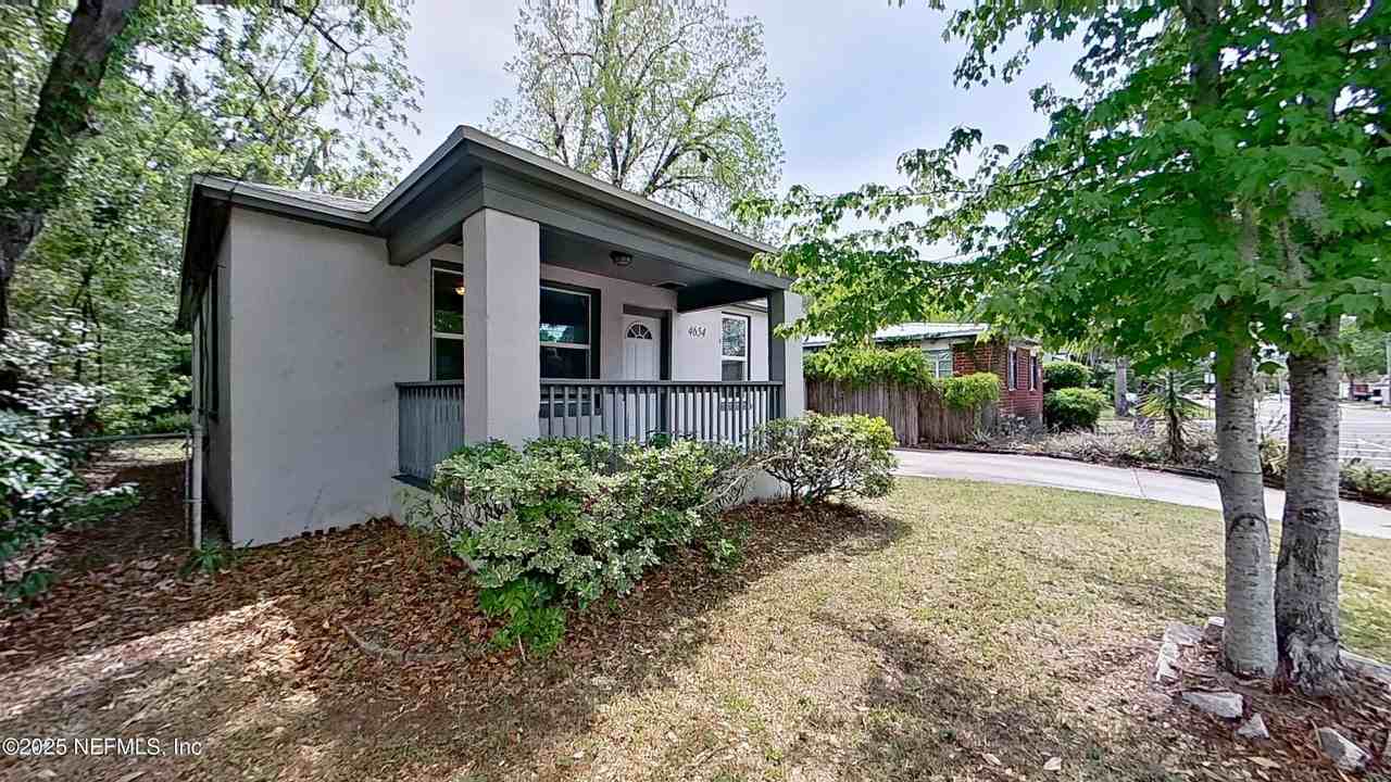 4654 Post St - Photo 4 of 19