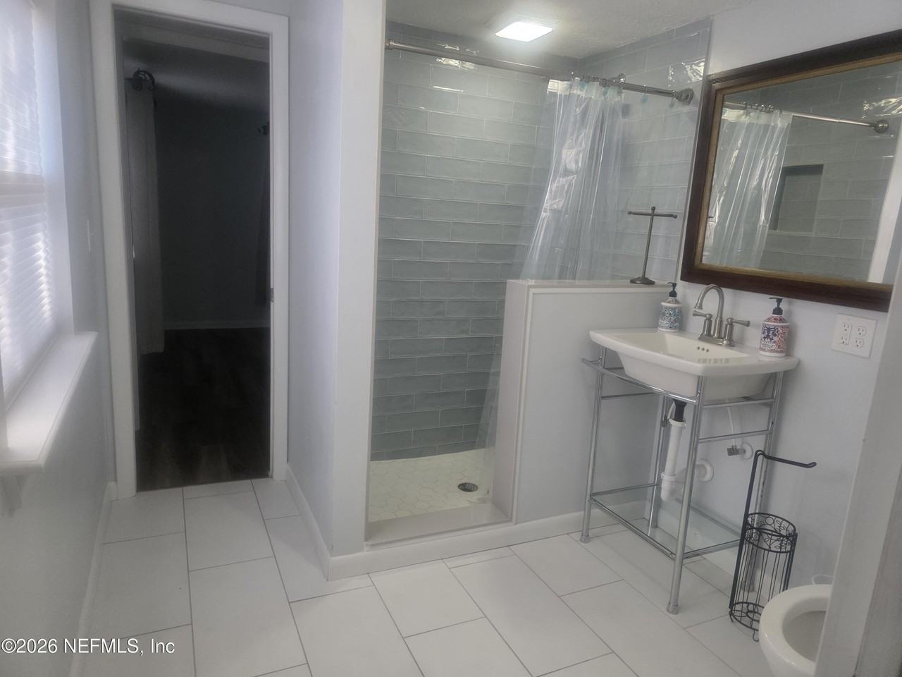 70 Robert St - Photo 6 of 16