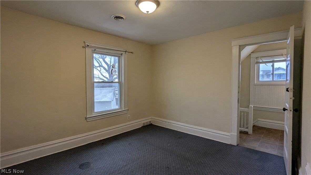826 Michigan Ave - Photo 5 of 24