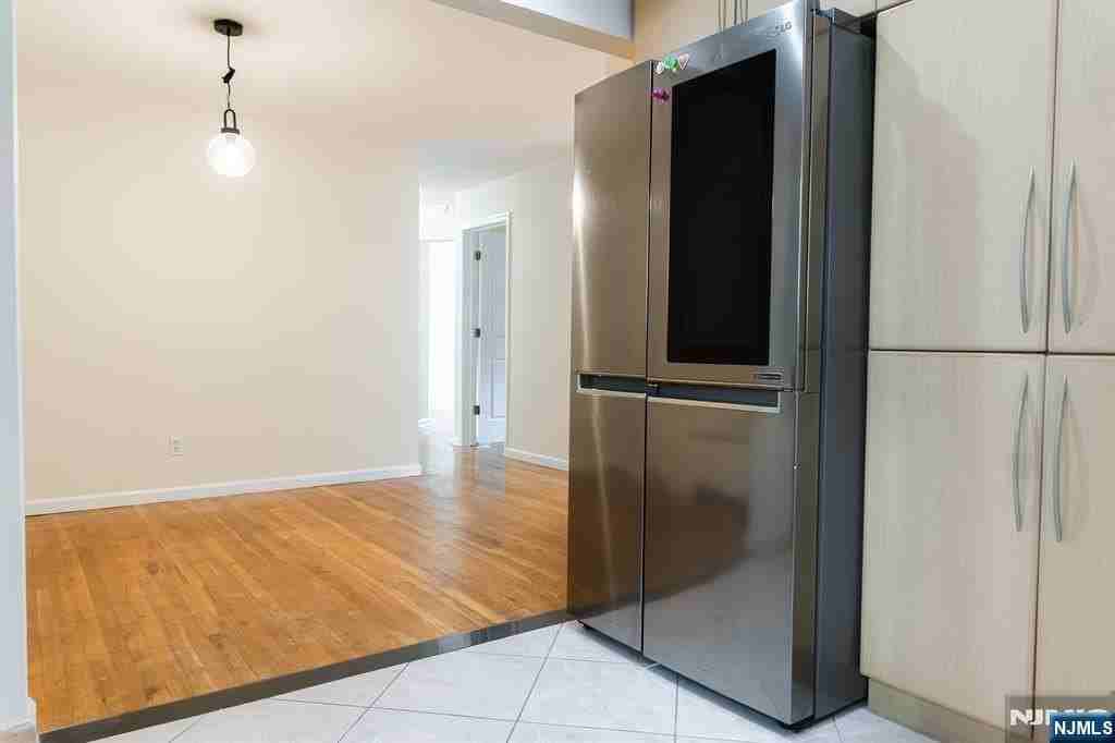 218 E Brinkerhoff Ave - Photo 7 of 21