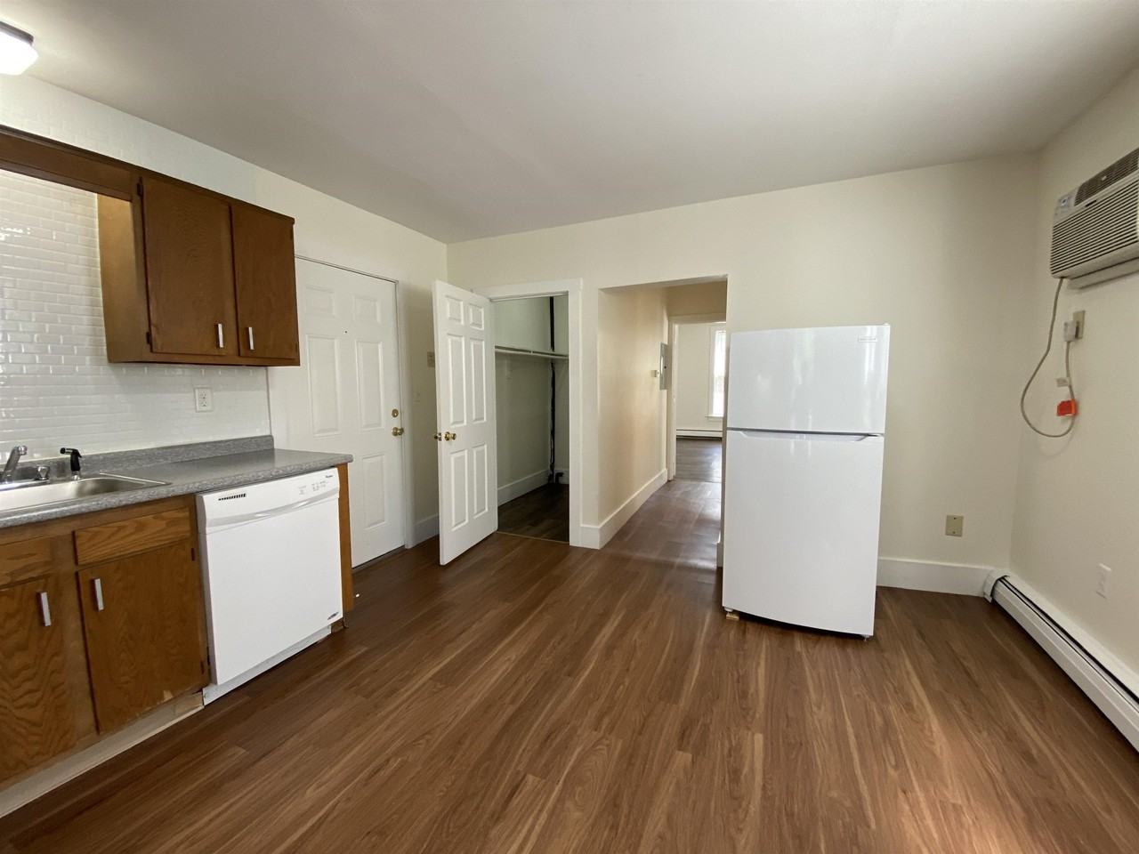 616 Union St #3 - Photo 6 of 23