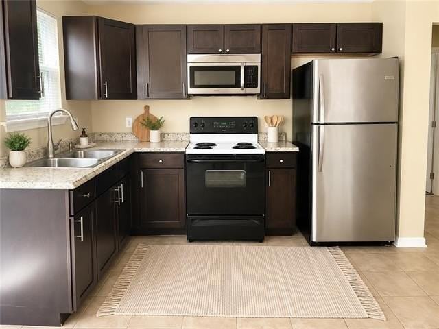 7533 Ligustrum Dr - Photo 3 of 9
