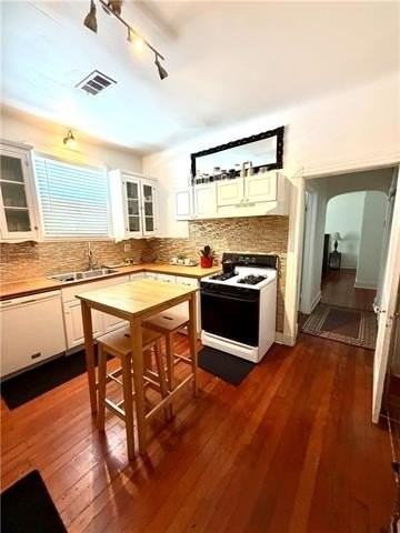 524 Jefferson St - Photo 5 of 9