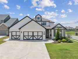 featured image of 704 E 126th St S