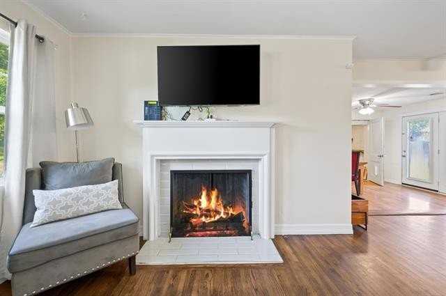 139 E 49th St - Photo 4 of 25