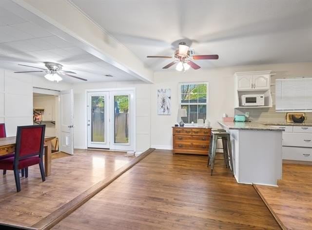 139 E 49th St - Photo 6 of 25