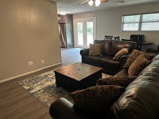 829 N Charlotte Ave - Photo 3 of 13