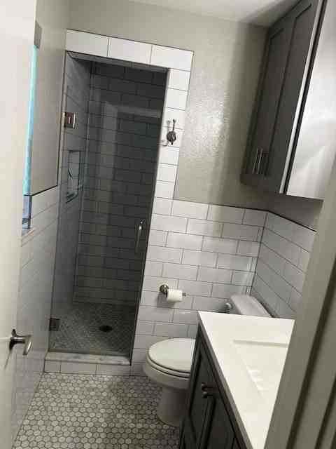 829 N Charlotte Ave - Photo 7 of 13