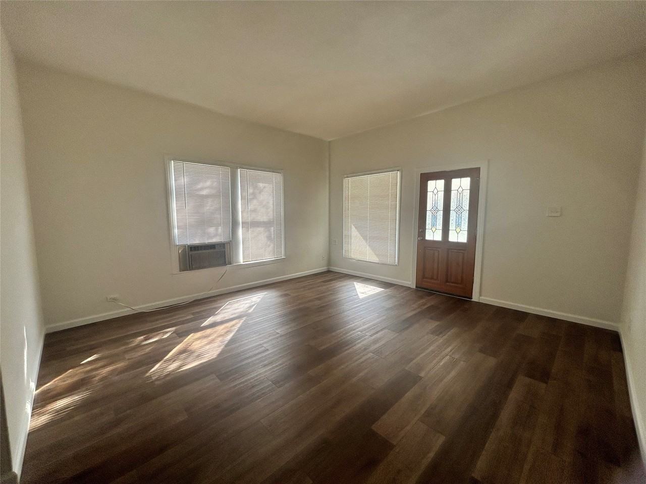 5611 Tremont St - Photo 2 of 9