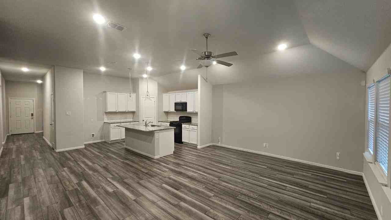 1944 Javelina St - Photo 7 of 24