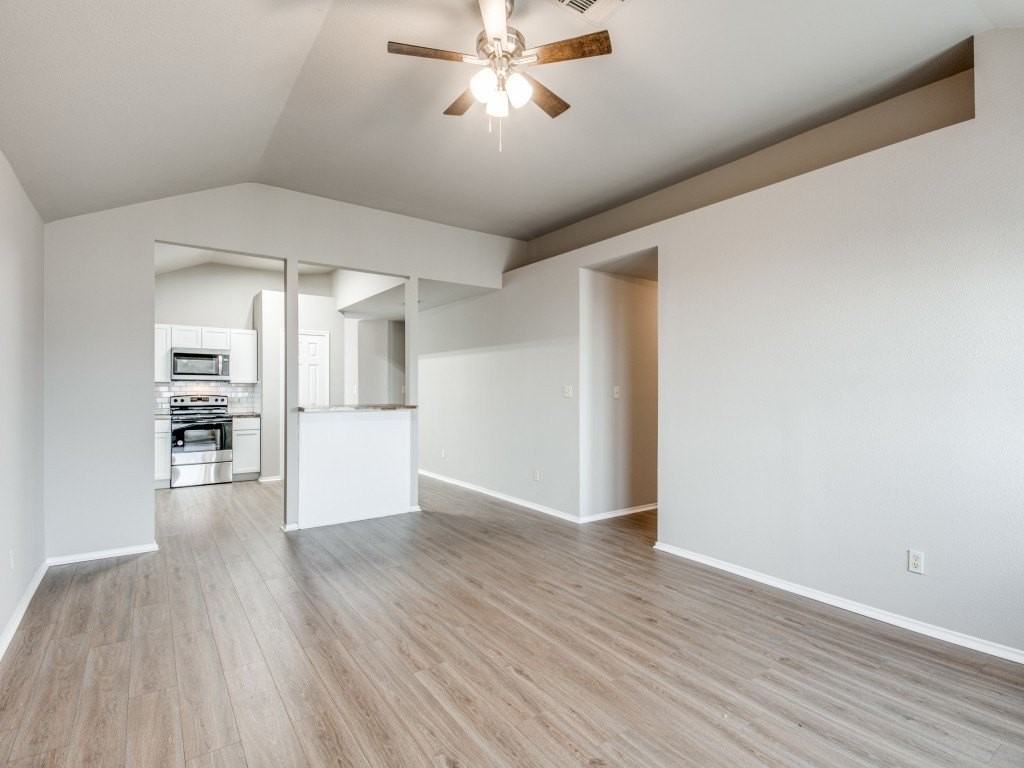 610 Lonestar Park Ln - Photo 5 of 12