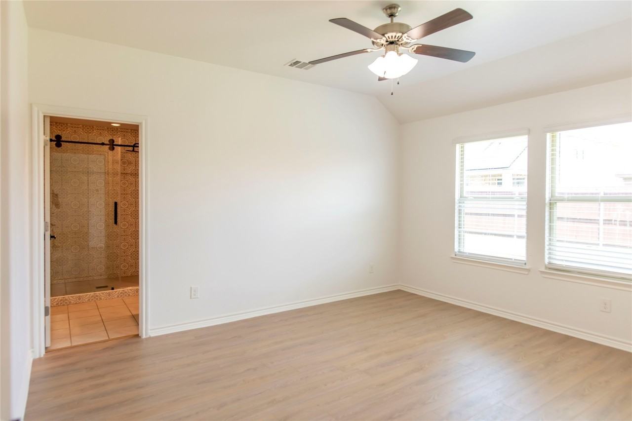 408 Rawhide Way - Photo 7 of 12