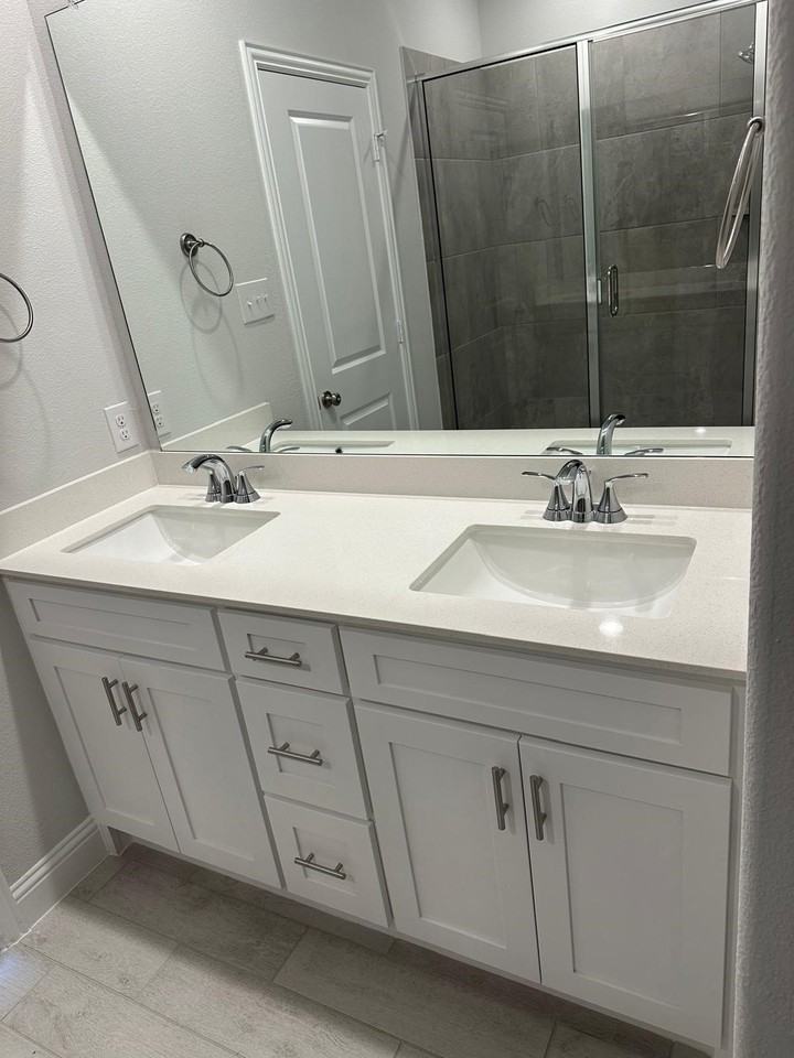 913 Amenduni Ln - Photo 5 of 22
