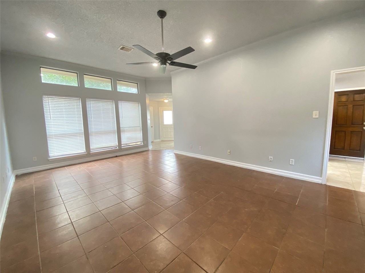 4131 Crossgate Ct - Photo 6 of 27