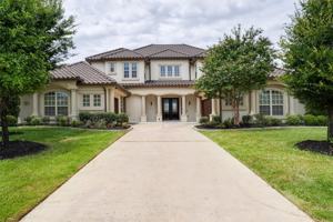 featured image of 2404 Palmetto Way