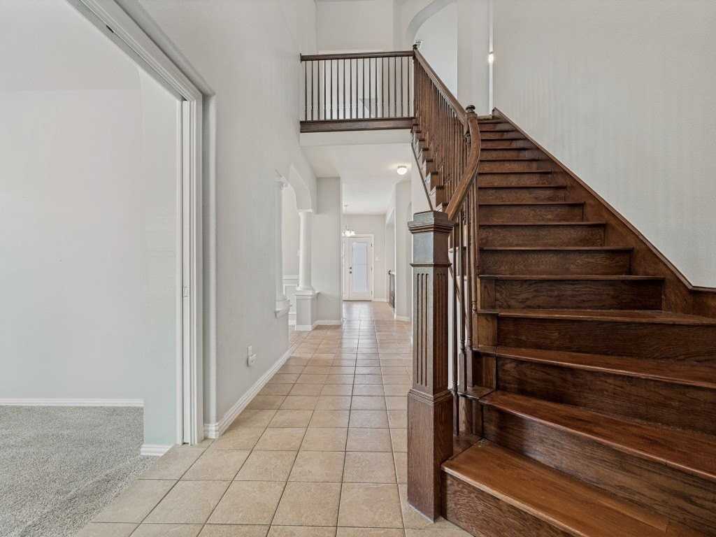 2965 Lakemont Dr - Photo 2 of 25