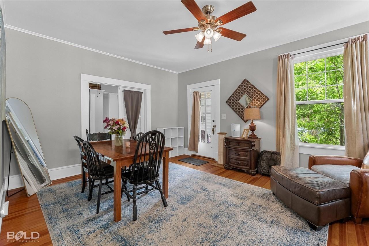 440 Atkins Ave - Photo 6 of 33