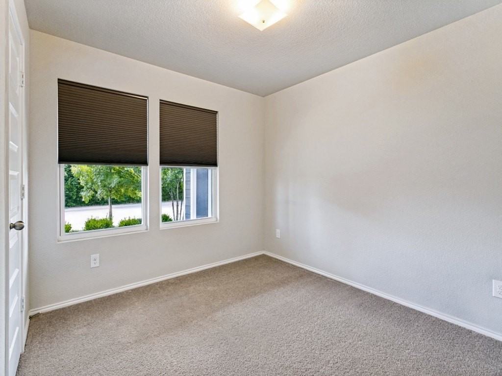 616 Timberwood Dr - Photo 6 of 13